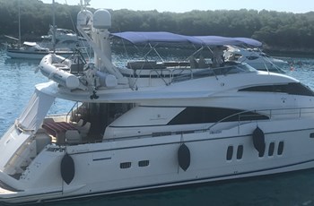 V Fairline Squadron 74 Bateau a vendre Sibenik