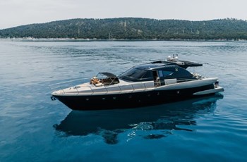 M Fashion Yachts F68 Brokerage 