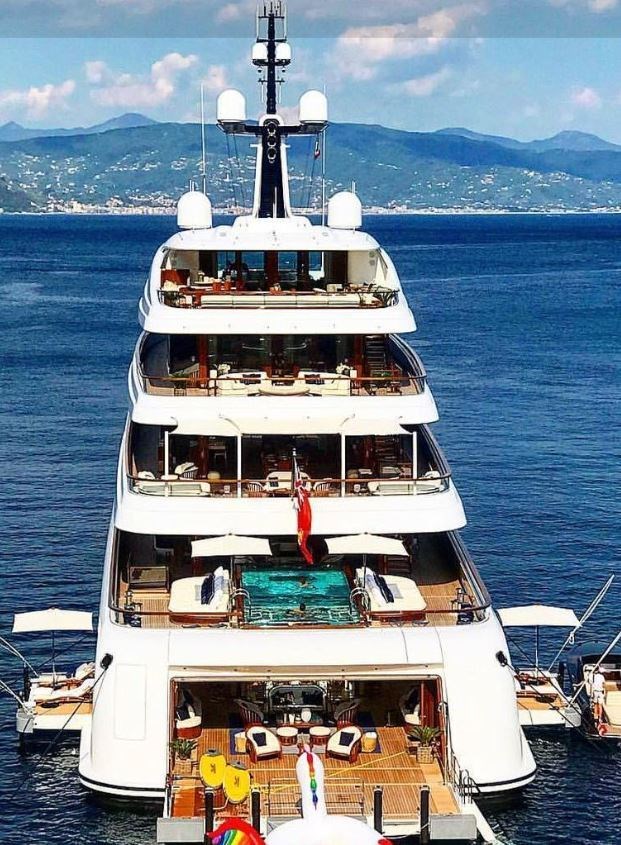 Feadship 96