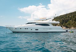 B Ferretti 730 for charter in Split