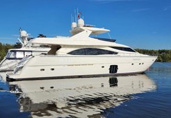 Ferretti 830 Ferretti 830