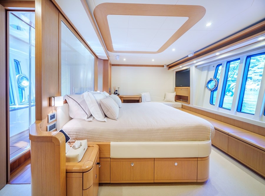 Ferretti 830 Cipriana