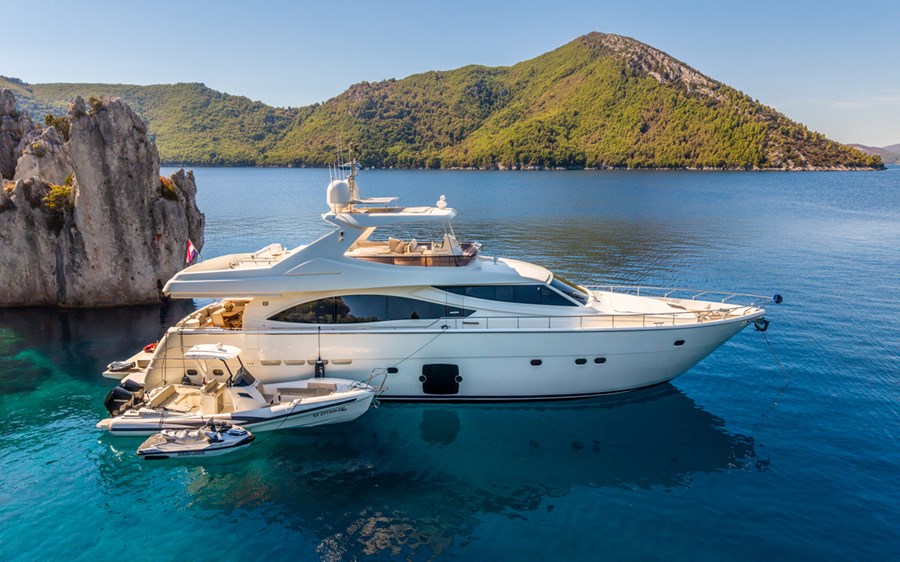 Ferretti 830 Cipriana