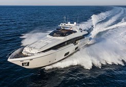 B Ferretti 960 for charter in Bar