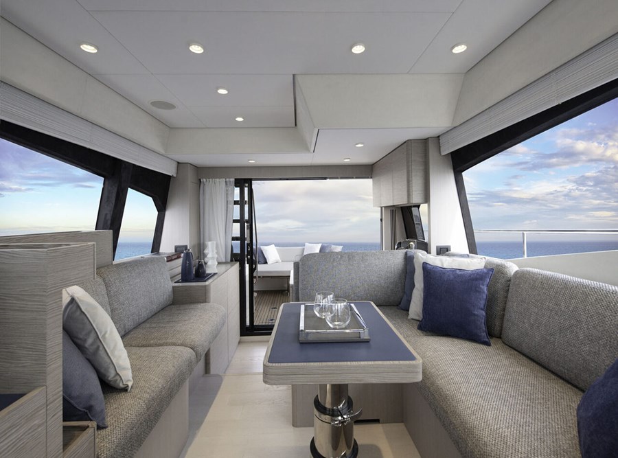 Ferretti Yacht 500 Fly