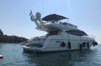 V Ferretti Yacht 592 Bateau a vendre 