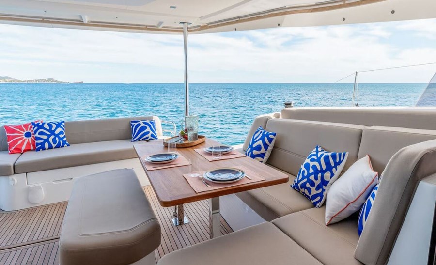 Fountaine Pajot 44 Quatuor