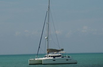 Fountaine Pajot Lavezzi 40