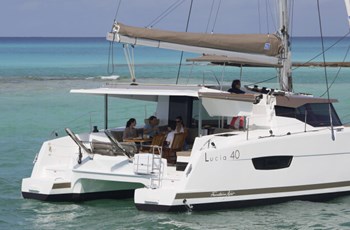 Fountaine Pajot  Lucia 40 - 3 cabins