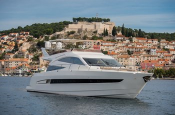 M Galeon 640 Fly Charter Sibenik