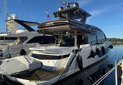 Galeon 700 SKY