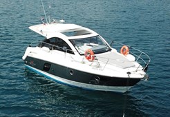 B Gran Turismo 34 for charter in Split