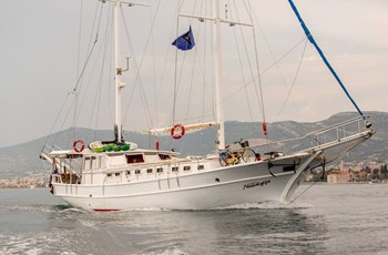 M Gulet Nostalgija Pronájem Split