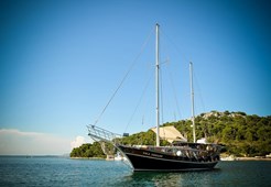 G Gulet Vila Vrgade for charter in Split