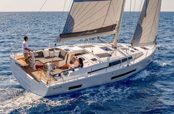 J Hanse 410 Prodaja plovila Slovenia