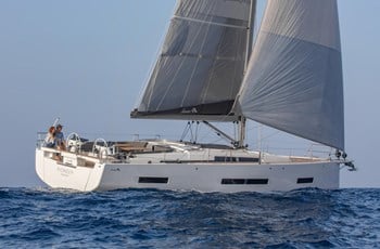 J Hanse 510 Prodaja plovila Slovenia