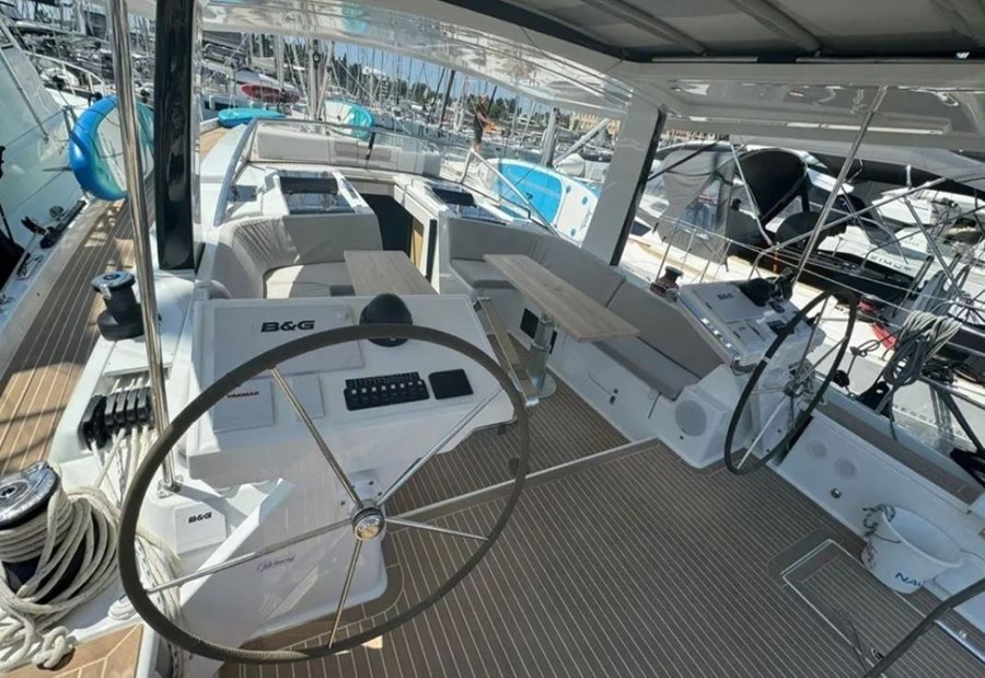 Hanse 588