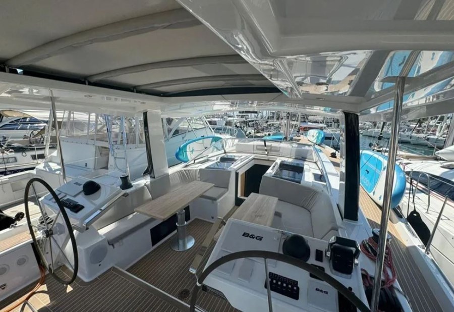 Hanse 588