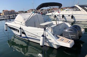 M Jeanneau Cap Camarat 9.0 WA Prenájom Bez Posádky Pula
