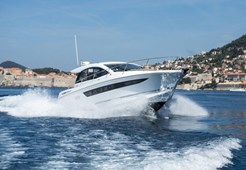 M Jeanneau Leader 10 for charter in Sibenik