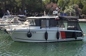 M Jeanneau Merry Fisher 795 Sport Brokerage 