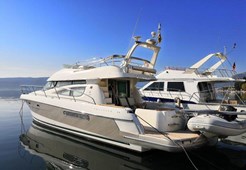 M Jeanneau Prestige fly 46 Broker