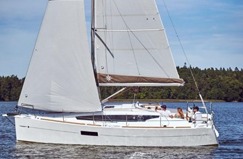 B Jeanneau Sun Odyssey 319 Noleggio Pula