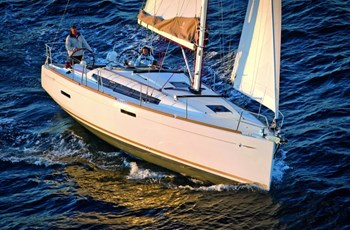 Jeanneau Sun Odyssey 389 owner