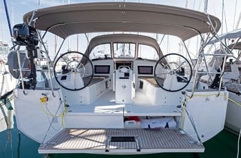 S Jeanneau Sun Odyssey 410 Brokerage