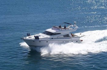 M Johnson 56 Prenájom Bez Posádky Primosten