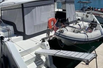 C Lagoon 450 Brokerage