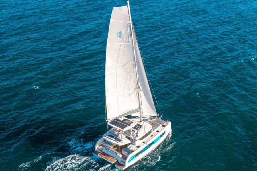 Lagoon 47