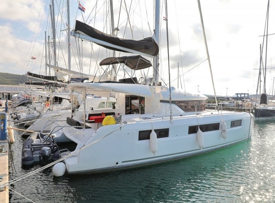 Lagoon 50 Second Hand Catamaran Yacht For Sale In Croatia Yacht Broker Croatia