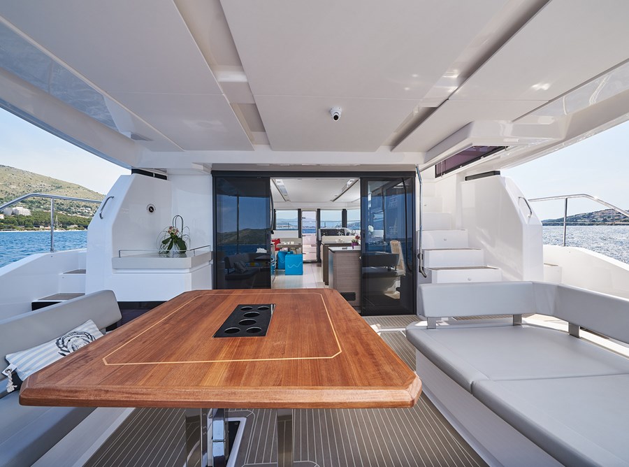 Leopard 53 power owner - Good Vibes