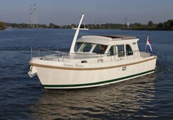 M Linssen GS 29.9 for charter in Trogir