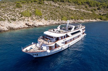 R M/S Elixir Lodě k prodeji Split