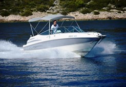 M Maxum 2400 SC for charter in Tribunj