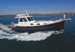 M Menorquin 120 for charter in Murter