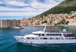 Mini cruiser Adriatic Pearl