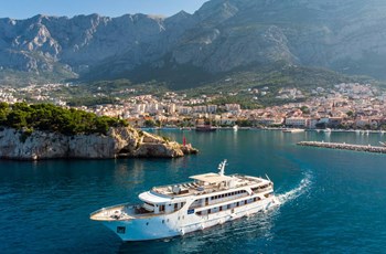 Н Mini cruiser Diamond Посреднические услуги Split