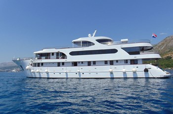 R Mini cruiser Invictus Boten te koop Dubrovnik