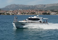 M Monachus Issa 45 for charter in Split