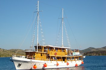 Motor-sailer Kalipsa