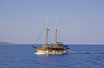 Motor-sailer Sagena