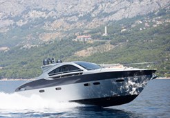 M Pearlsea 56 Coupe for charter in Baska Voda