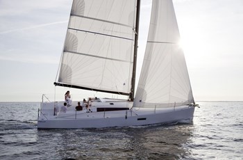 B Pogo 12.50 Noleggio Pula