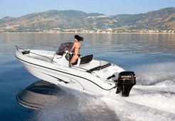 M Ranieri Voyager 19S for charter in Biograd