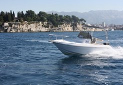 M Reful 22 Flyer for charter in Biograd