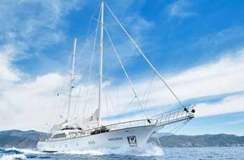 L S/Y Alessandro Vuokraus Split