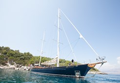S S/Y Lauran for charter in Split